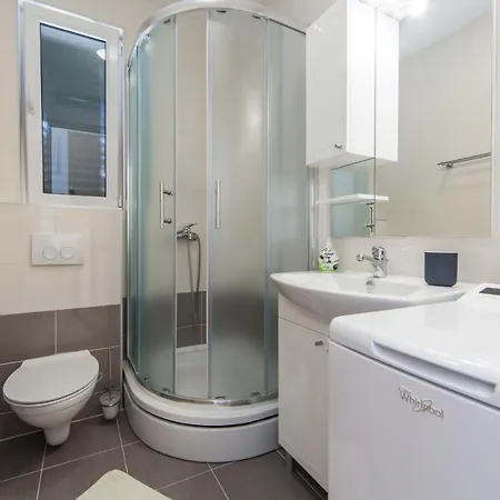 Sunrise Apartament *