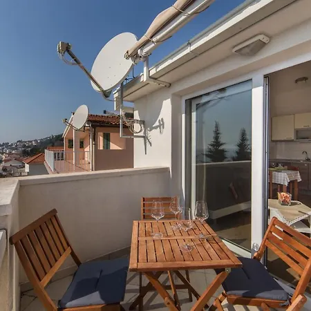 Sunrise Apartament Brist